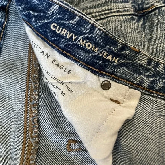 American Eagle Outfitters Blue Flare Jeans - Picture 5 of 8